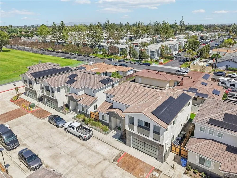 10349 Mapledale Street Bellflower, CA 90706