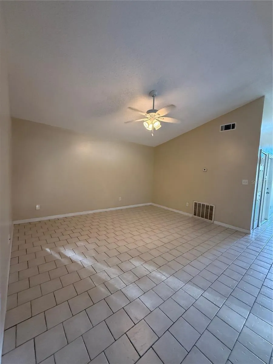 776 WOLF CREEK COURT Apopka, FL 32703