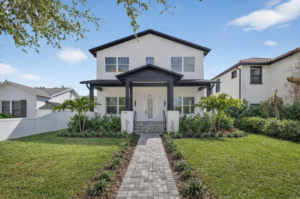 842 30TH AVENUE St Petersburg, FL 33704