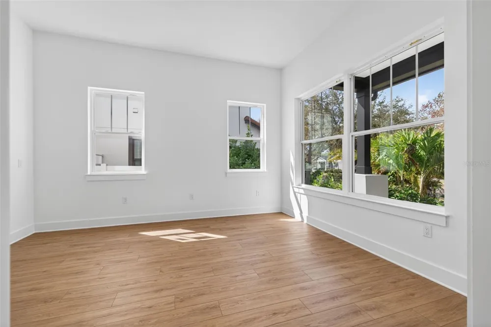 842 30TH AVENUE St Petersburg, FL 33704