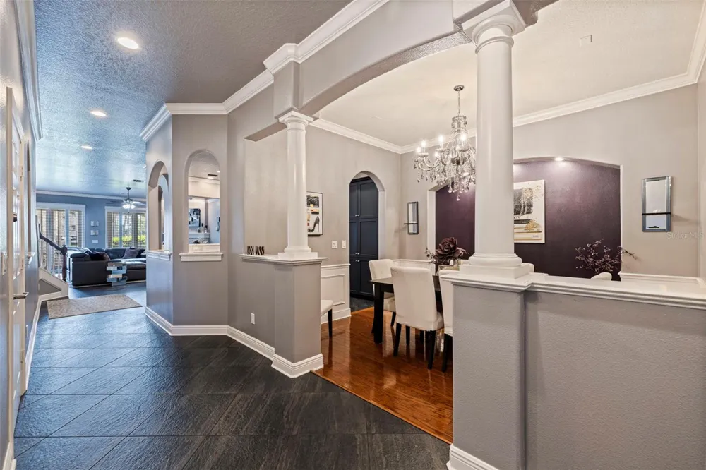 618 SAXONY BOULEVARD St Petersburg, FL 33716