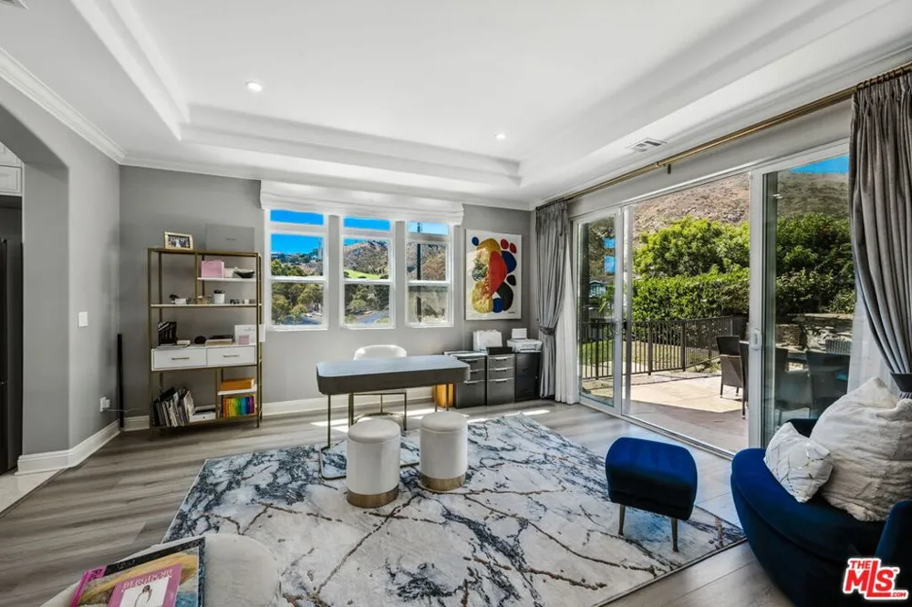 23971 De Ville Way Malibu, CA 90265