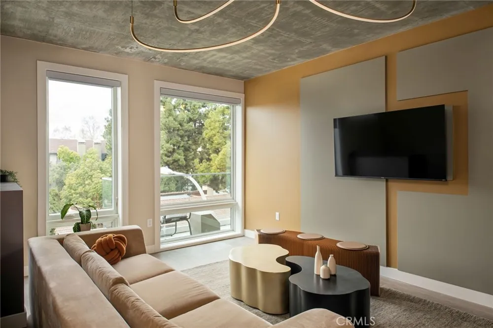 380 Cordova Street #105 Pasadena, CA 91101