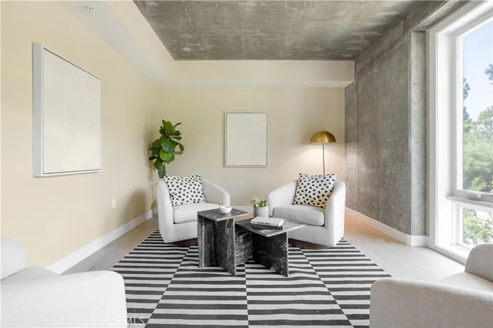 380 Cordova Street #105 Pasadena, CA 91101