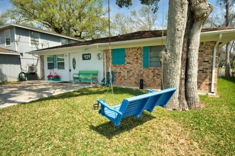 929 Private Road 652
