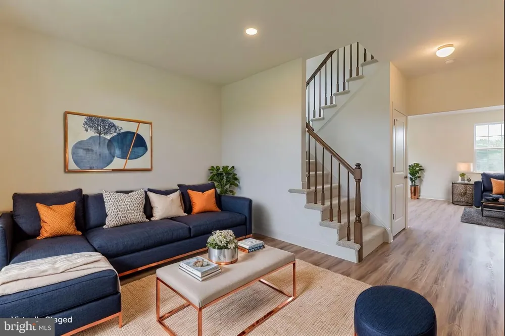 18 RAVENWOOD E DRIVE E Cape May Court House, NJ 08210