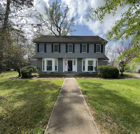 2625 Gladys Avenue