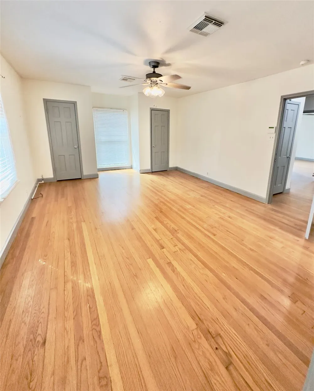 2625 Gladys Avenue Beaumont, TX 77702