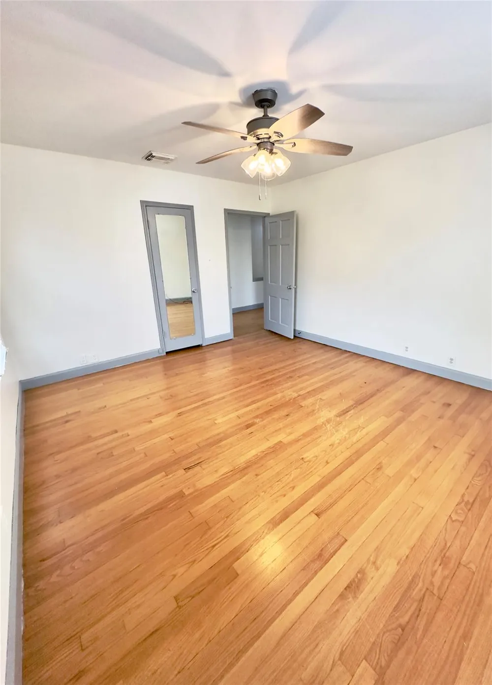 2625 Gladys Avenue Beaumont, TX 77702