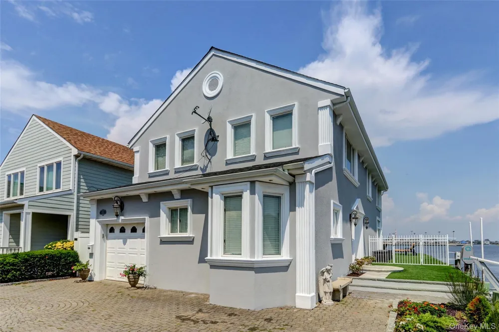 609 E Bay Drive Long Beach, NY 11561