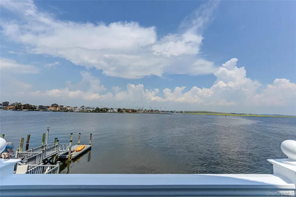 609 E Bay Drive Long Beach, NY 11561