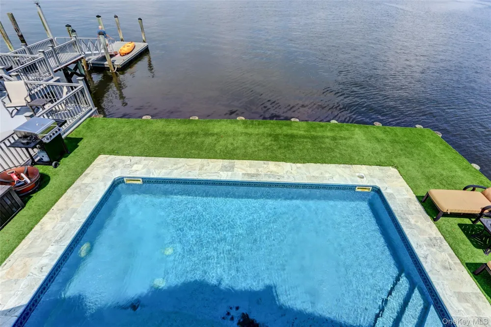 609 E Bay Drive Long Beach, NY 11561