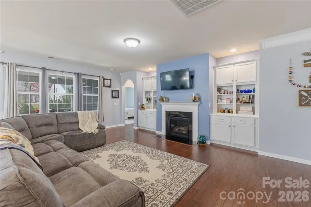 140 Picasso Trail Mount Holly, NC 28120