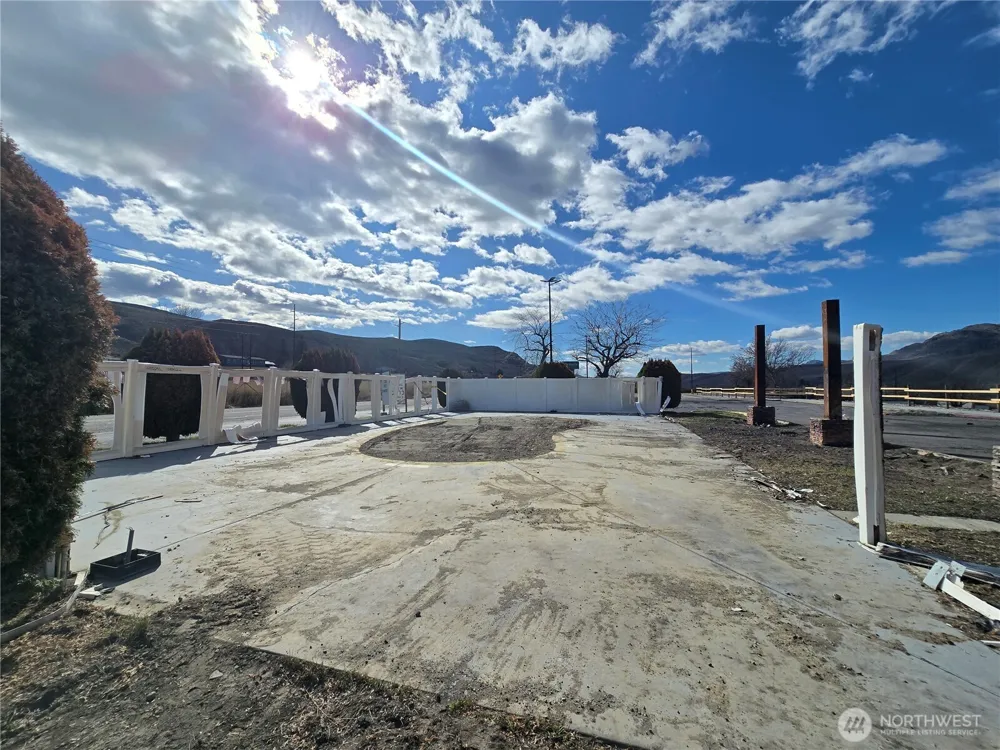 11 Appleway Okanogan, WA 98840