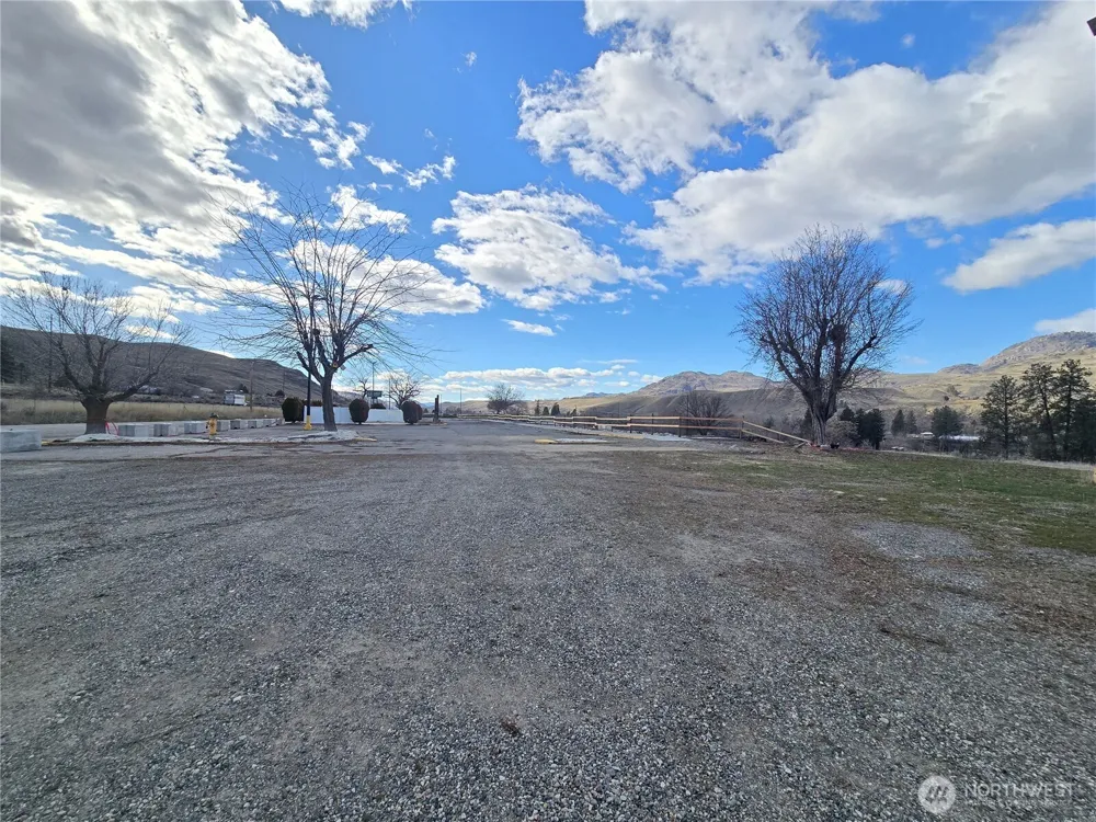 11 Appleway Okanogan, WA 98840