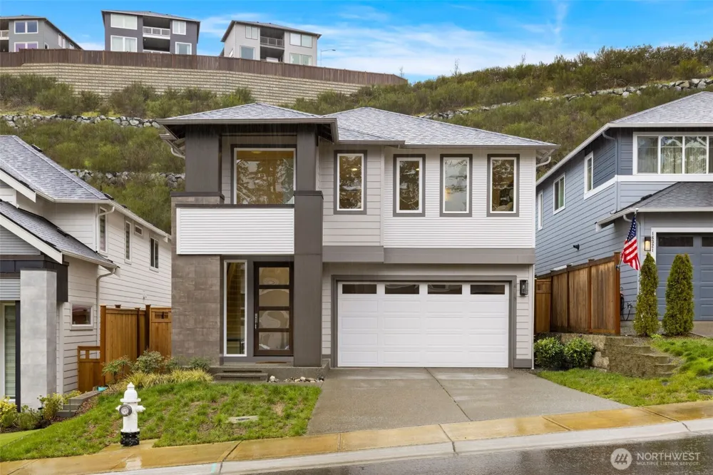 16319 27th Street Court E Lake Tapps, WA 98391