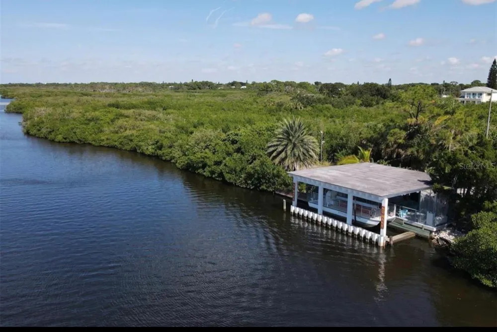 SOUTHLAND ROAD Venice, FL 34293