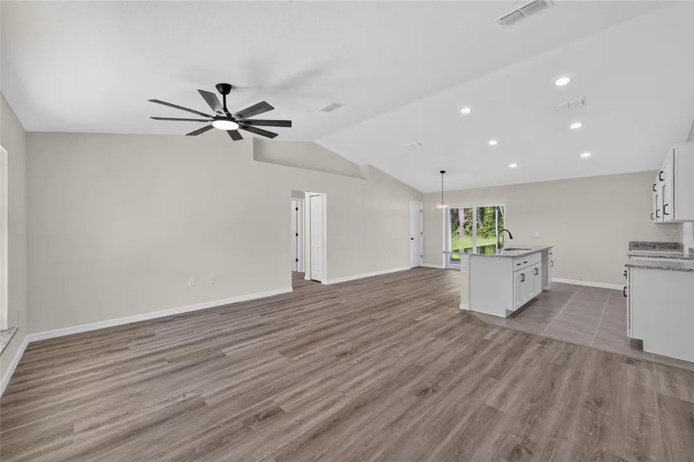 6 BAY PASS TERRACE Ocklawaha, FL 32179