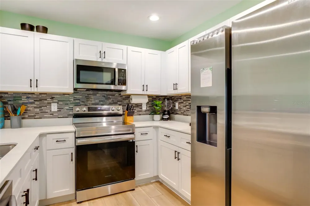 2441 6TH AVENUE DRIVE E Bradenton, FL 34208