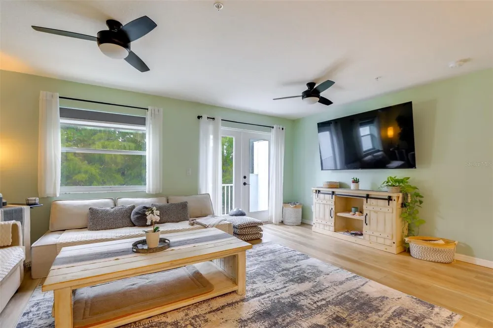 2441 6TH AVENUE DRIVE E Bradenton, FL 34208