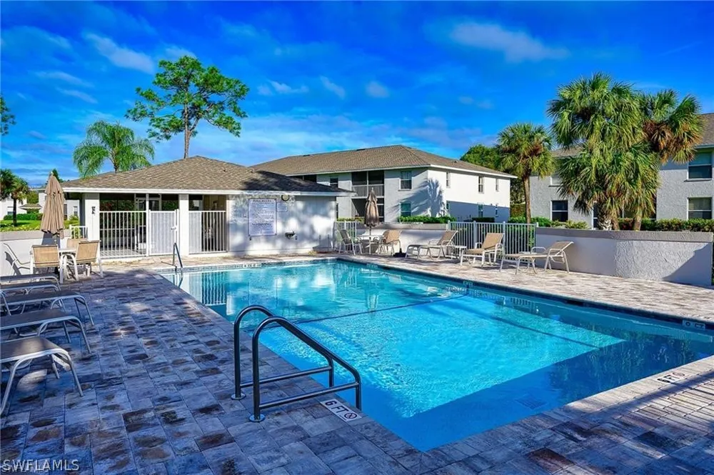 Churchill Circle #J-202 Naples, FL 34116