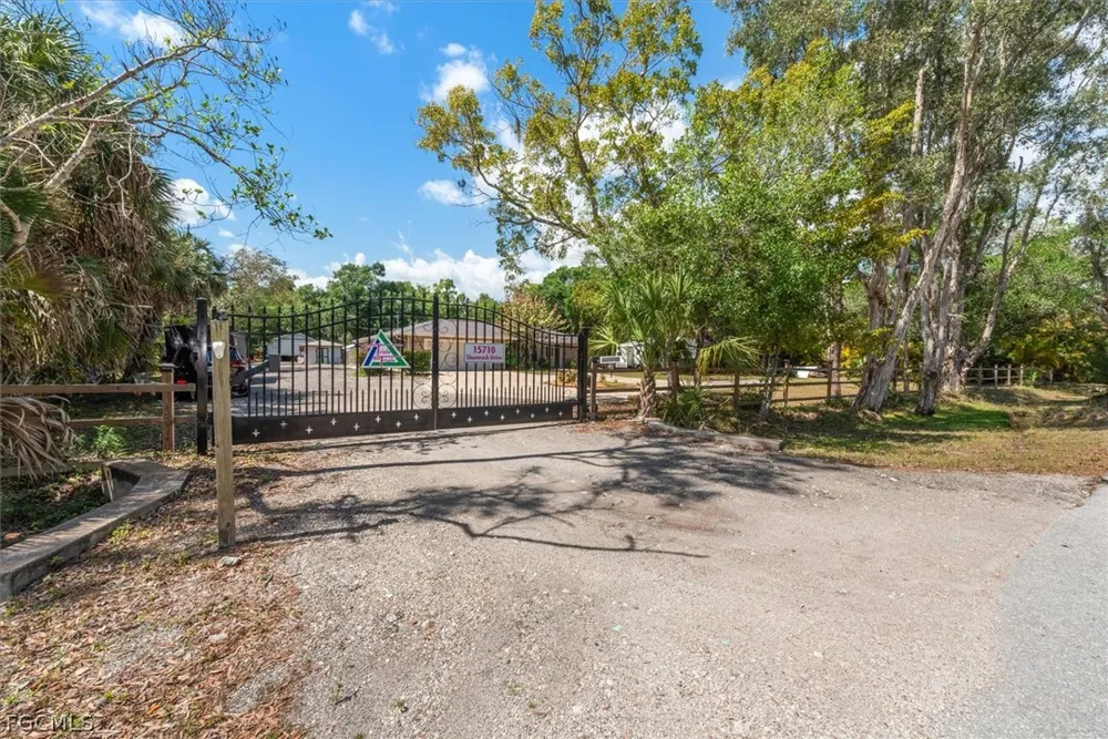 Shamrock Drive Fort Myers, FL 33912