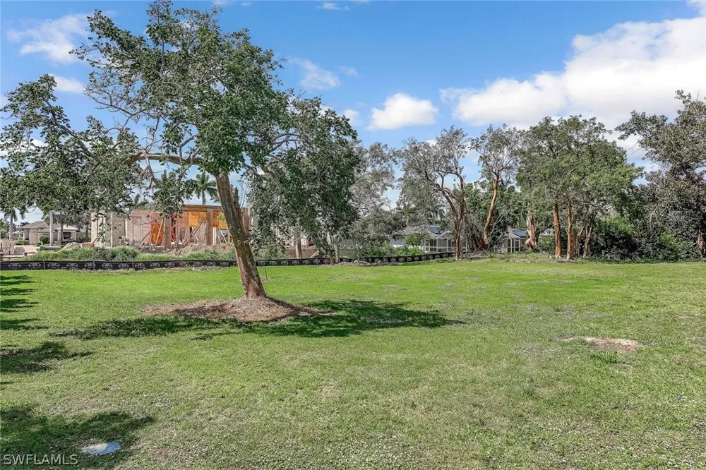 Leo Court Marco Island, FL 34145