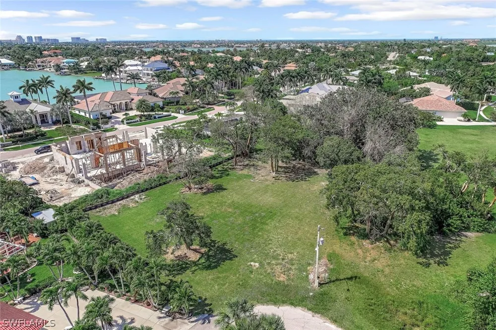 Leo Court Marco Island, FL 34145