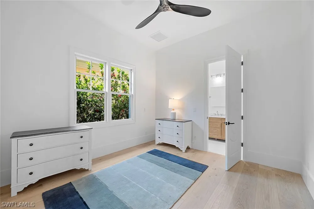 Medallist Lane Naples, FL 34109
