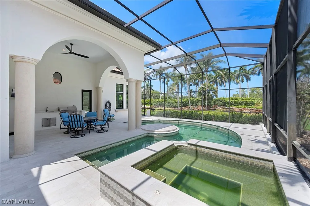Medallist Lane Naples, FL 34109