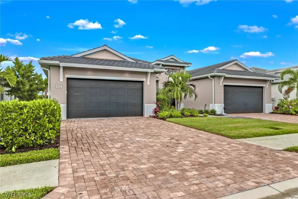 Saint Lucia Drive Naples, FL 34114