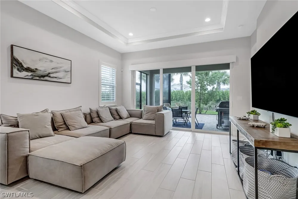 Saint Lucia Drive Naples, FL 34114