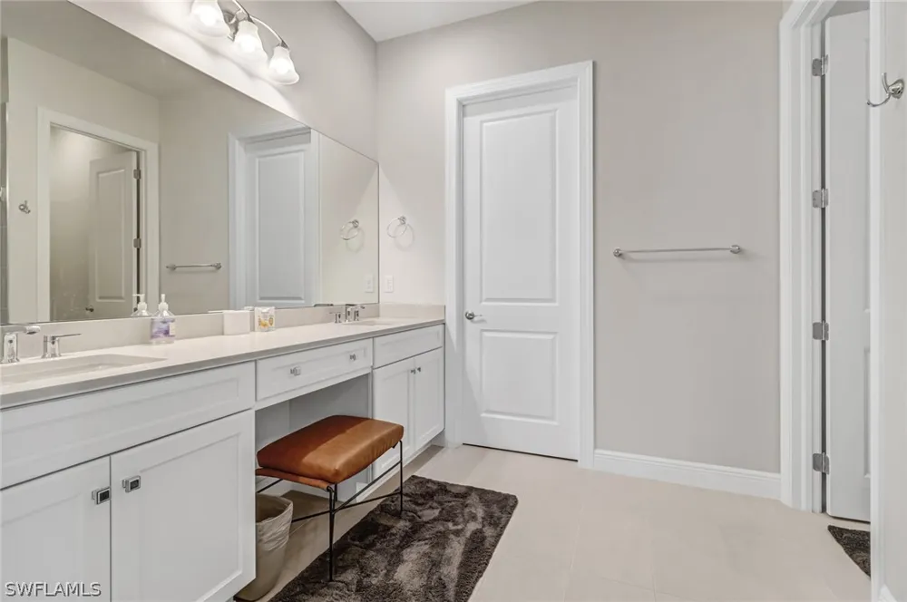 Saint Lucia Drive Naples, FL 34114