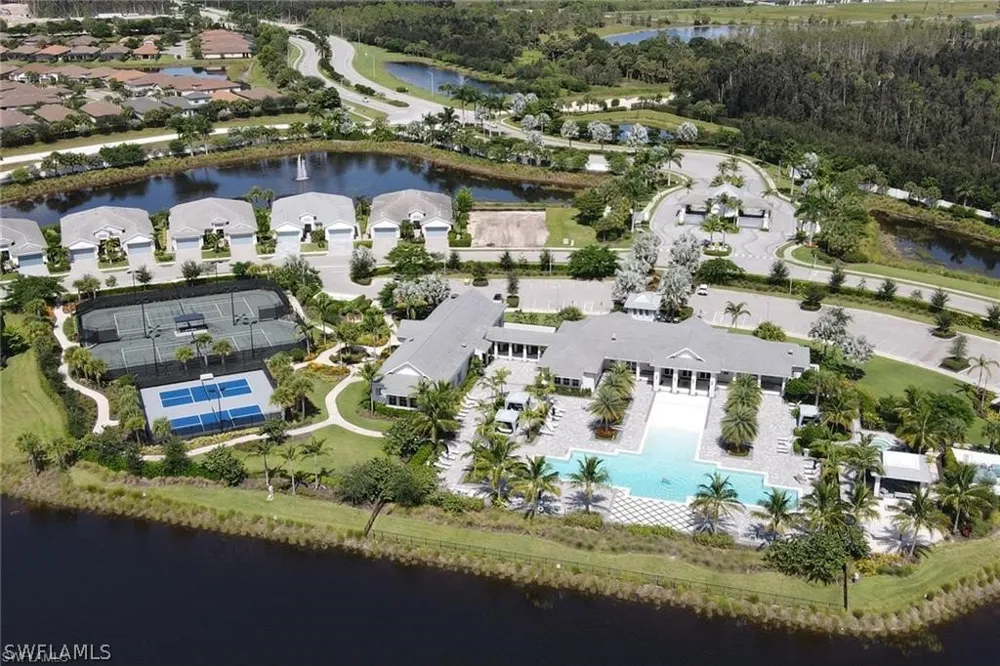 Saint Lucia Drive Naples, FL 34114