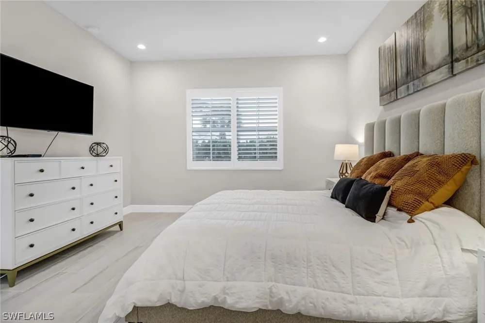 Saint Lucia Drive Naples, FL 34114
