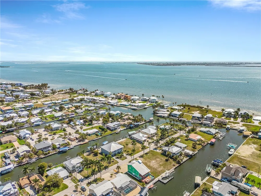 Date Street St James City, FL 33956