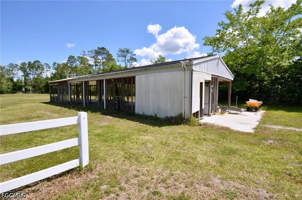 Red Barn Ormond Beach, FL 34174
