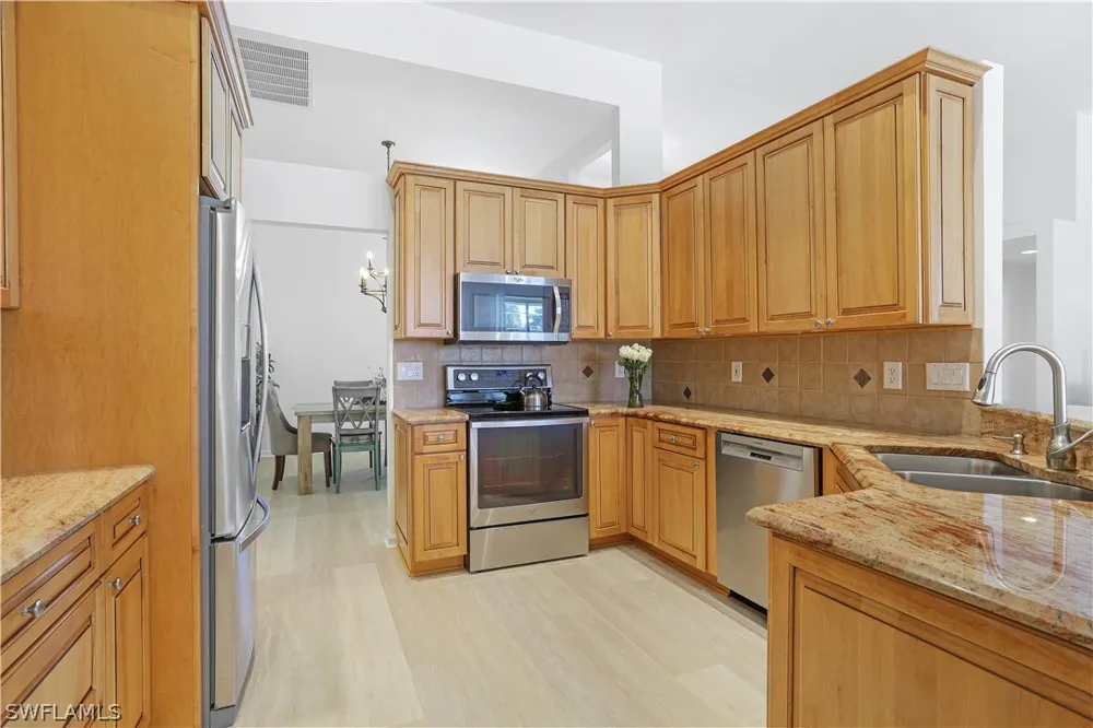 Groves Road Naples, FL 34109