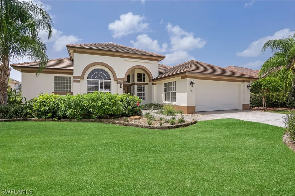 Groves Road Naples, FL 34109