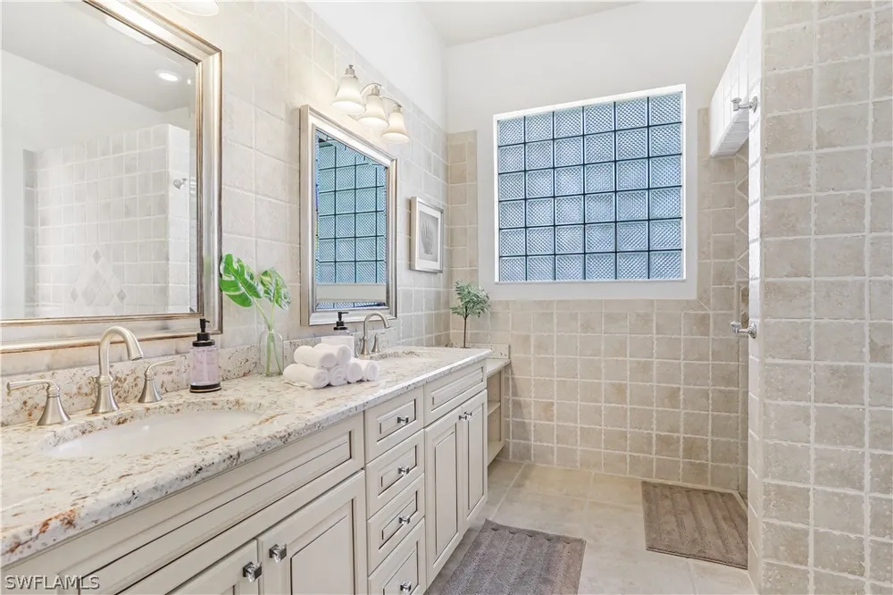 Groves Road Naples, FL 34109