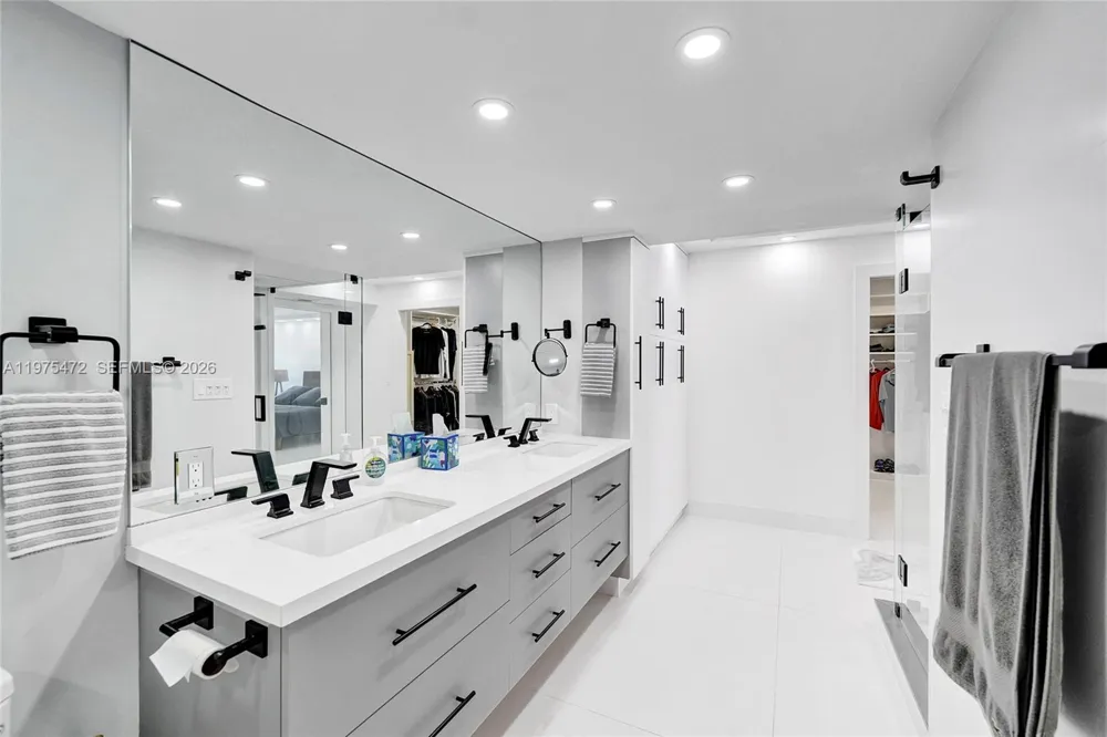 1201 S Ocean Dr #1001S Hollywood, FL 33019