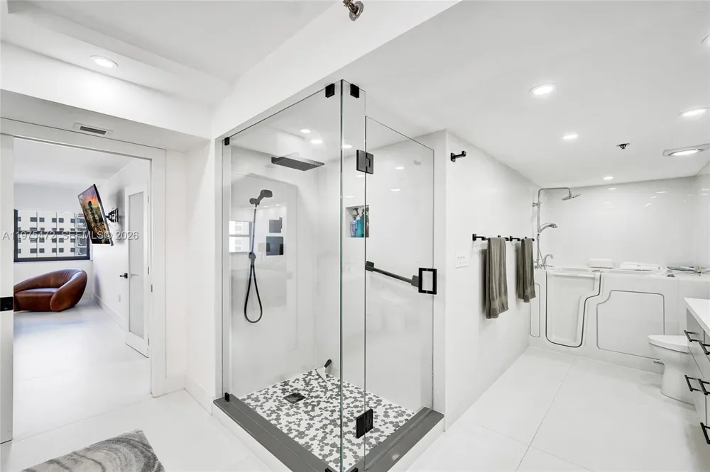 1201 S Ocean Dr #1001S Hollywood, FL 33019