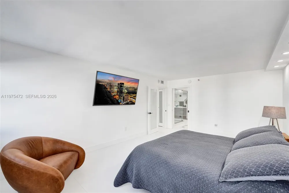 1201 S Ocean Dr #1001S Hollywood, FL 33019