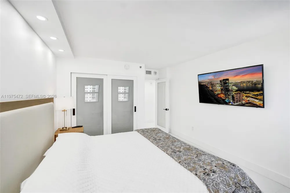 1201 S Ocean Dr #1001S Hollywood, FL 33019