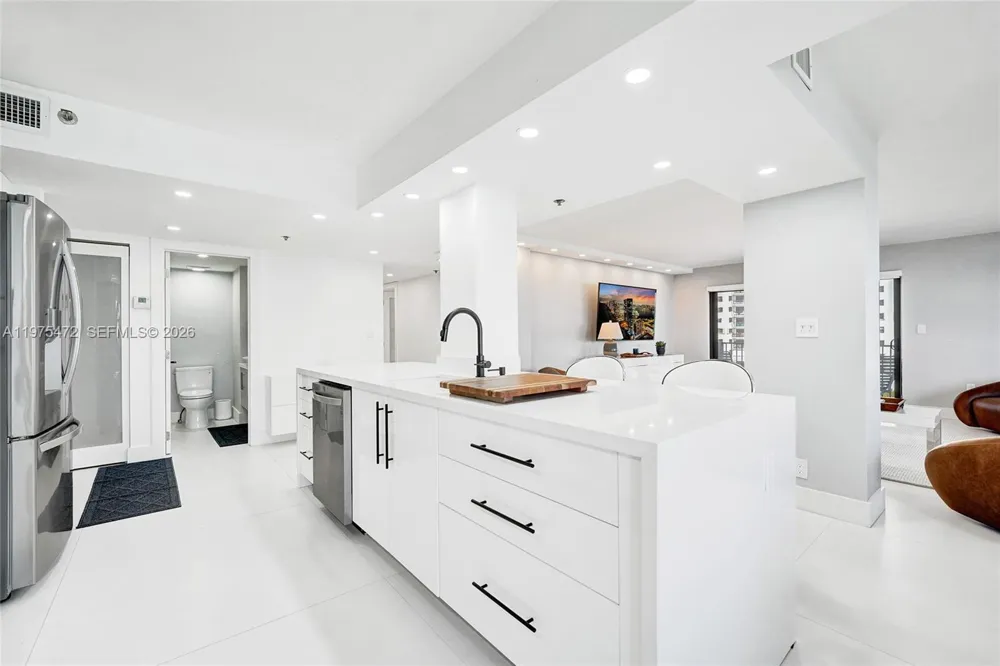 1201 S Ocean Dr #1001S Hollywood, FL 33019