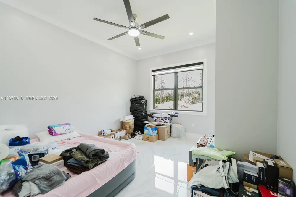 398 35th Ave NW Naples, FL 34120