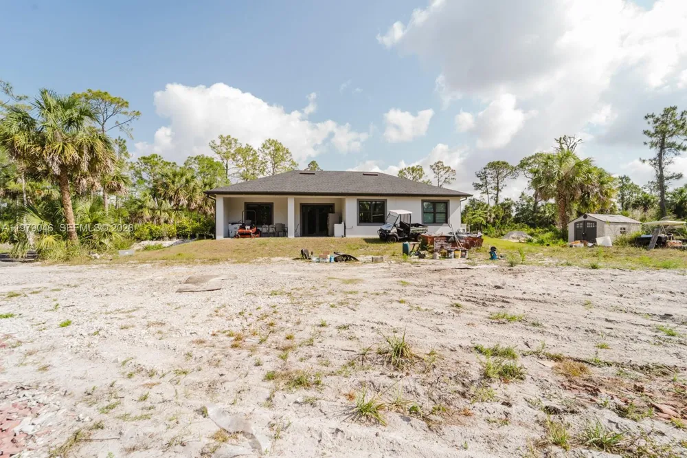 398 35th Ave NW Naples, FL 34120