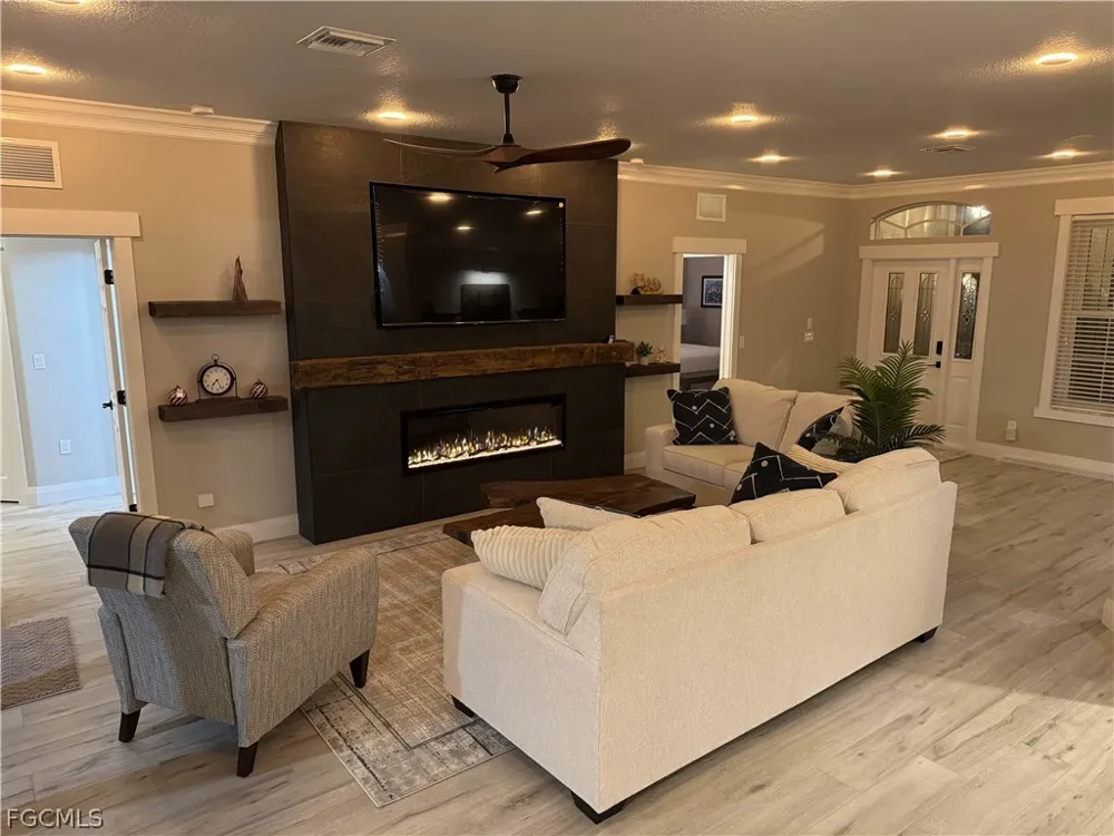 Skyler Drive North Fort Myers, FL 33917