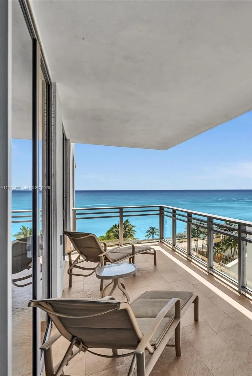 3535 S Ocean Dr #905 Hollywood, FL 33019