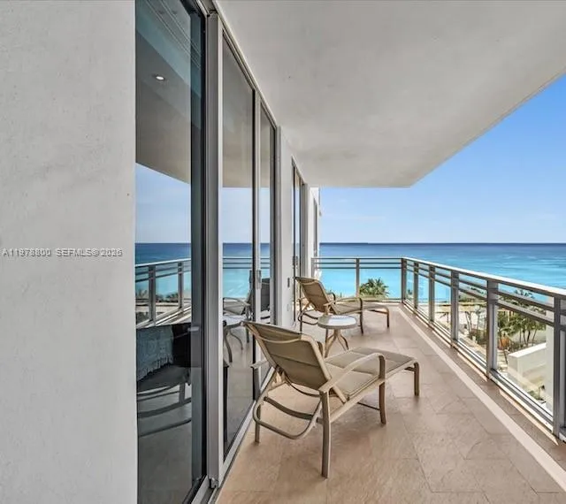 3535 S Ocean Dr #905 Hollywood, FL 33019